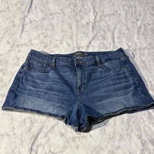 Torrid Blue Jean Shorts - Size 16
